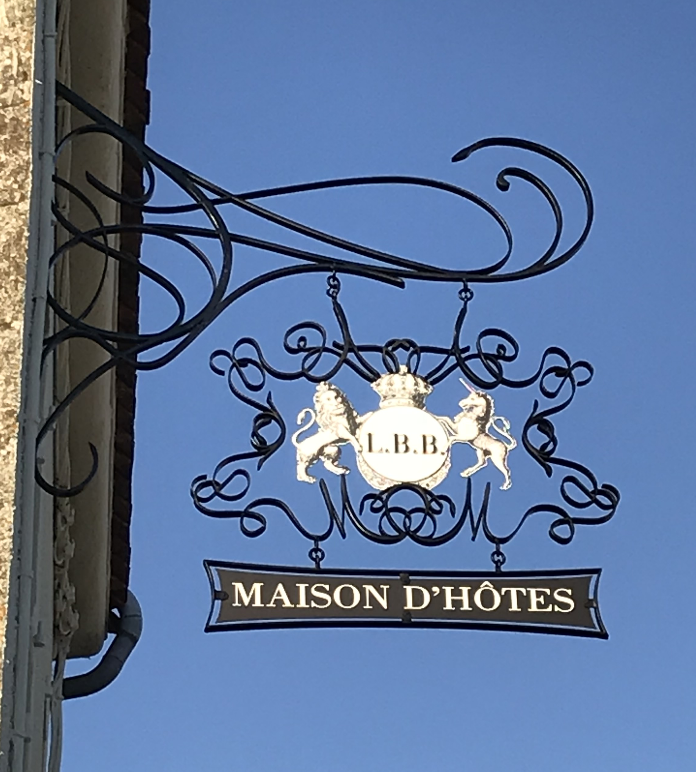 enseigne drapeau fer forgé la bellême bleue redimensionnée